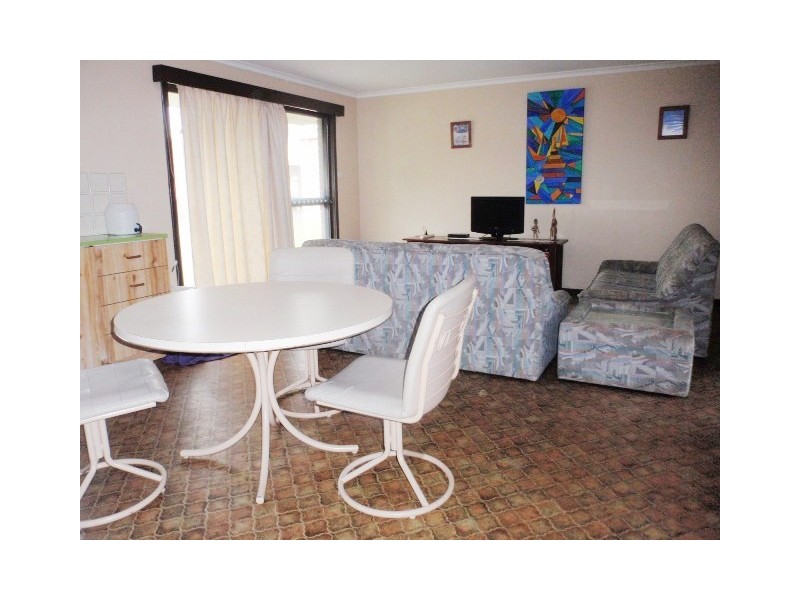 2 (U4) CASUARINA CRESCENT, Jurien Bay WA 6516