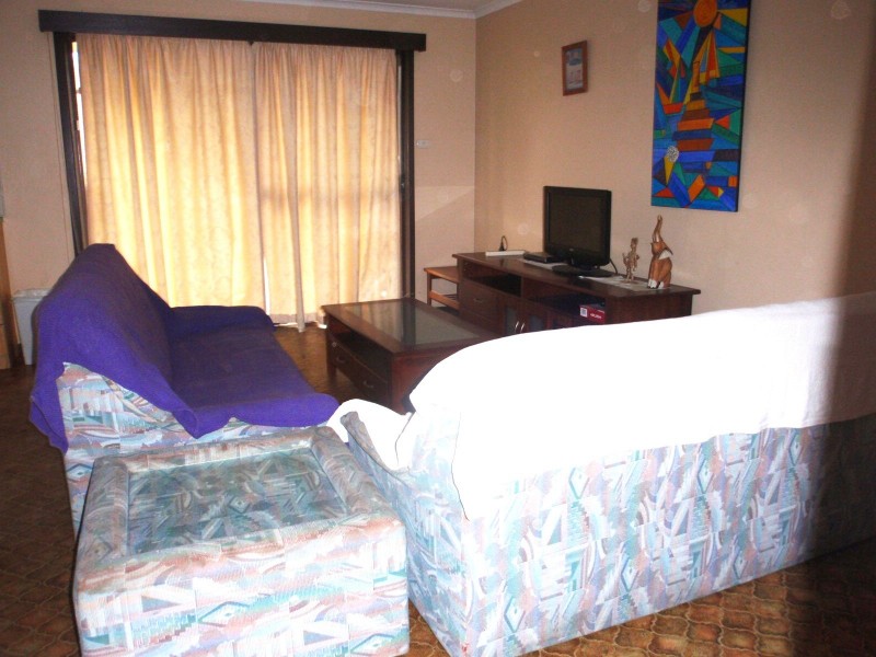 2 (U4) CASUARINA CRESCENT, Jurien Bay WA 6516