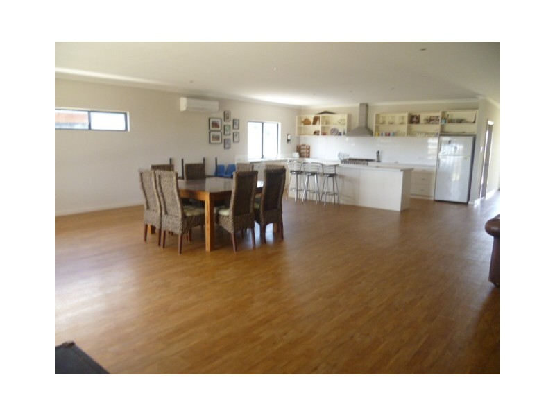 13 Pethick Loop, Green Head WA 6514