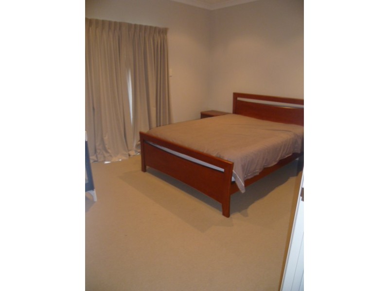 13 Pethick Loop, Green Head WA 6514