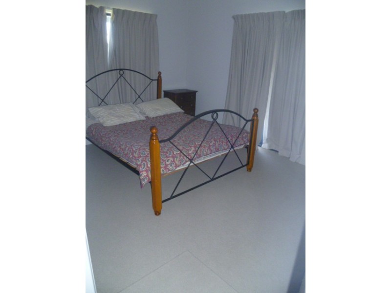 13 Pethick Loop, Green Head WA 6514