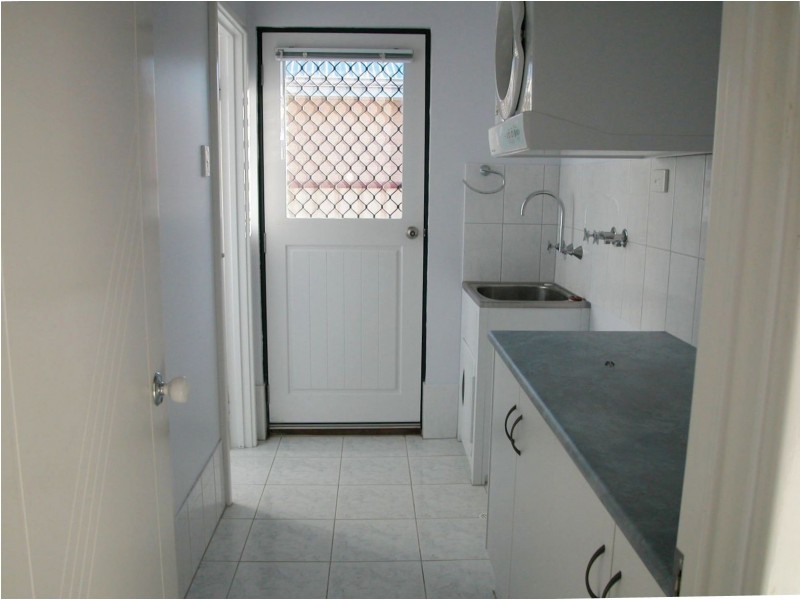 4 PROTON PLACE, Jurien Bay WA 6516