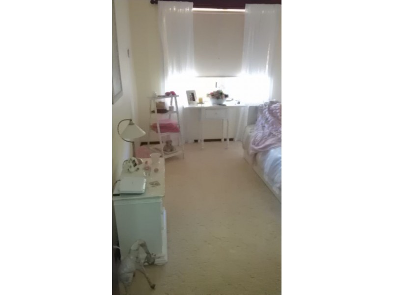 7 Rowlands Rd, Green Head WA 6514