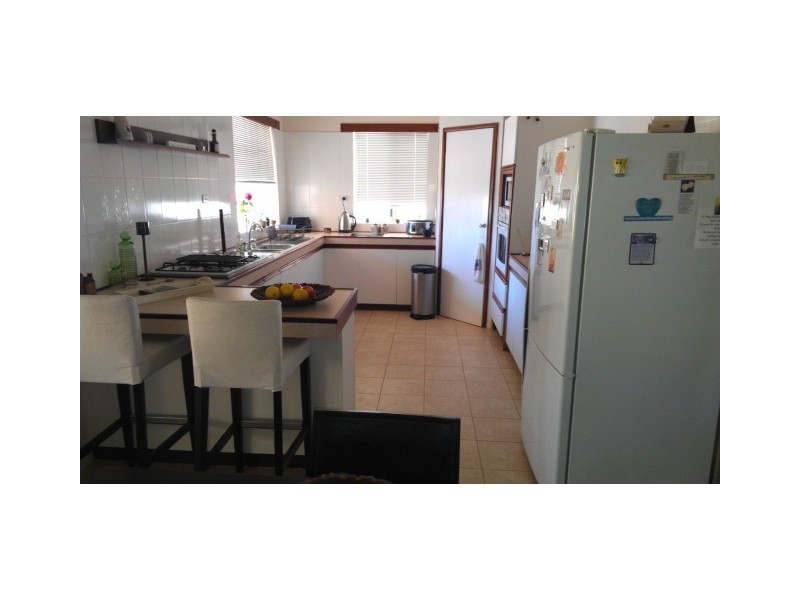 7 Rowlands Rd, Green Head WA 6514