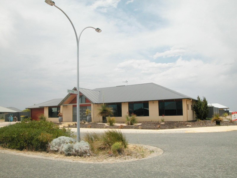 15 (LOT 464) BETTONG AVENUE, Jurien Bay WA 6516