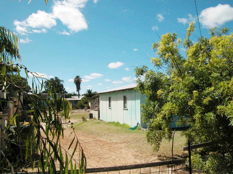 15 GRIGSON STREET, Jurien Bay WA 6516