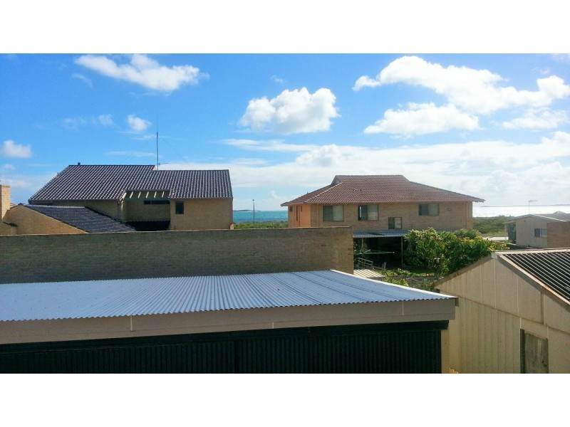 3 DALTON STREET, Jurien Bay WA 6516