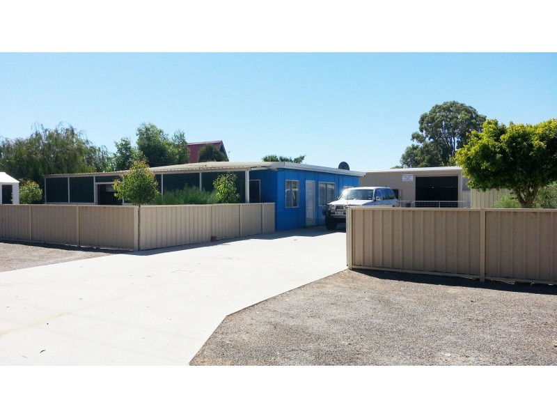 9 SPENCER STREET, Leeman WA 6514