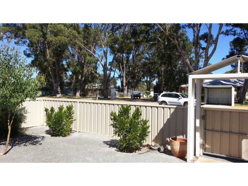 9 SPENCER STREET, Leeman WA 6514