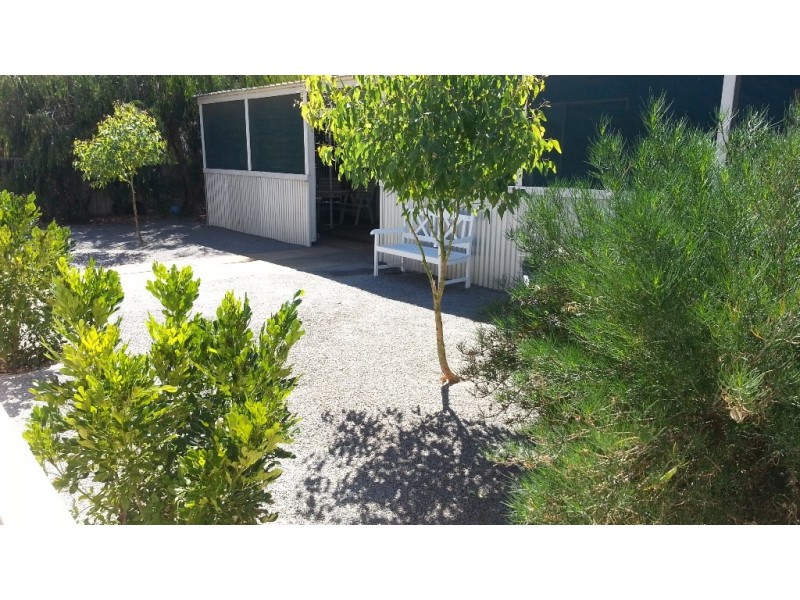 9 SPENCER STREET, Leeman WA 6514