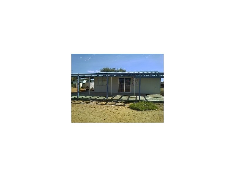 4 SPENCER STREET, Leeman WA 6514