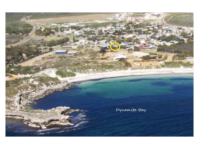 10 Green Head Rd, Green Head WA 6514