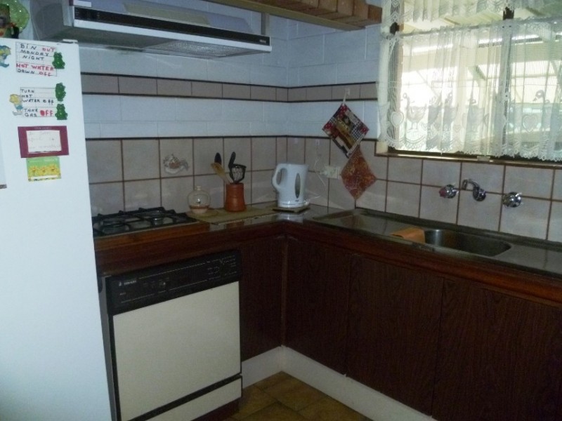 10 Green Head Rd, Green Head WA 6514