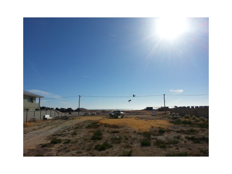 14 ILLYARRIE STREET, Leeman WA 6514