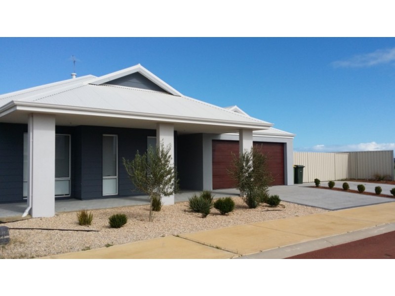 22 MIDDLETON BOULEVARD, Jurien Bay WA 6516