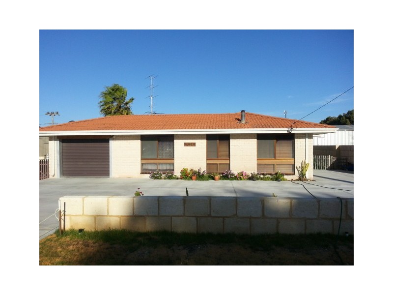 12 BONHAM STREET, Leeman WA 6514