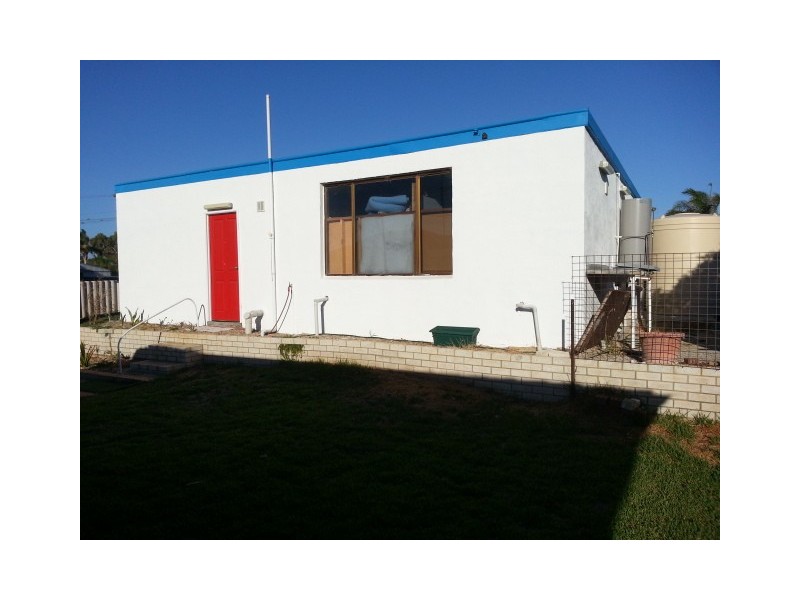 12 BONHAM STREET, Leeman WA 6514