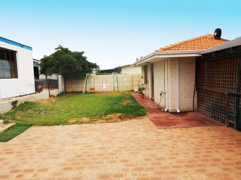 12 BONHAM STREET, Leeman WA 6514