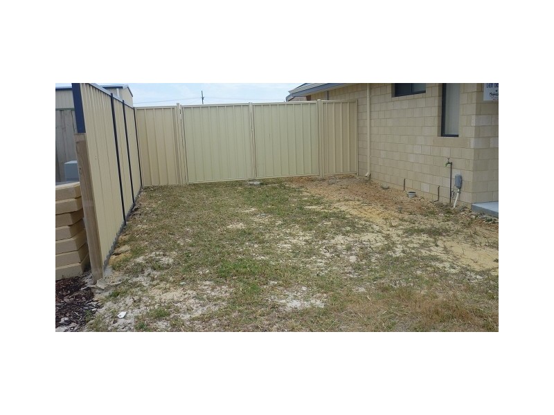 16 DRYANDRA BOULEVARD, Jurien Bay WA 6516