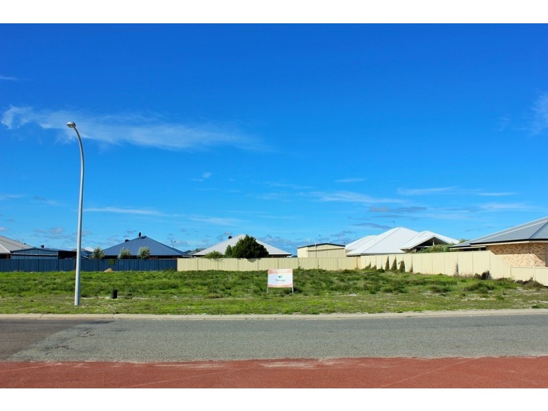 71 LESUEUR DRIVE, Jurien Bay WA 6516