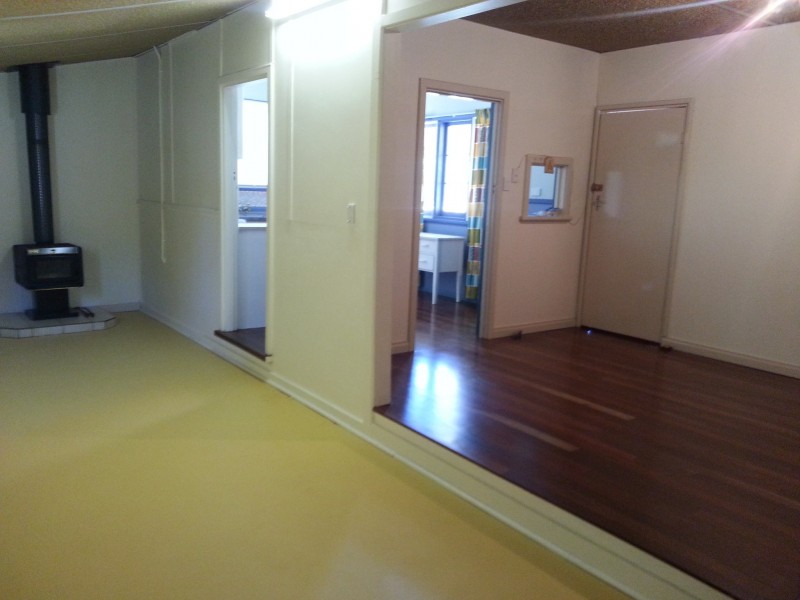 11 LINDSAY STREET, Jurien Bay WA 6516