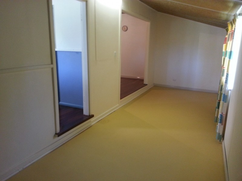 11 LINDSAY STREET, Jurien Bay WA 6516