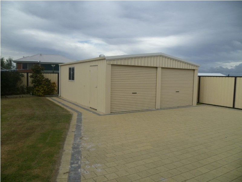 18 Craike Way, Green Head WA 6514