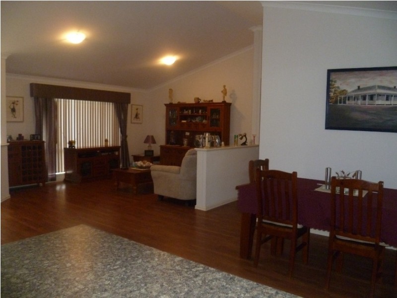 18 Craike Way, Green Head WA 6514