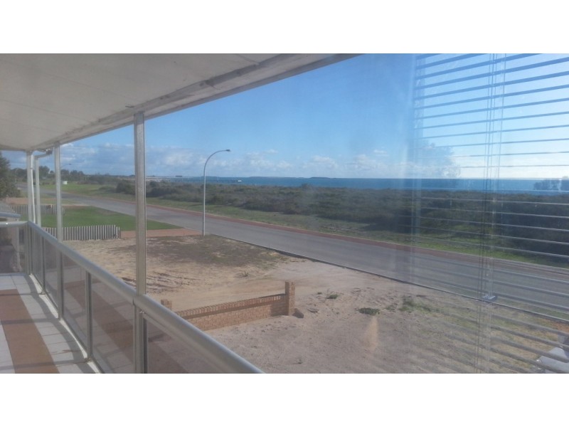 2 HEATON STREET, Jurien Bay WA 6516