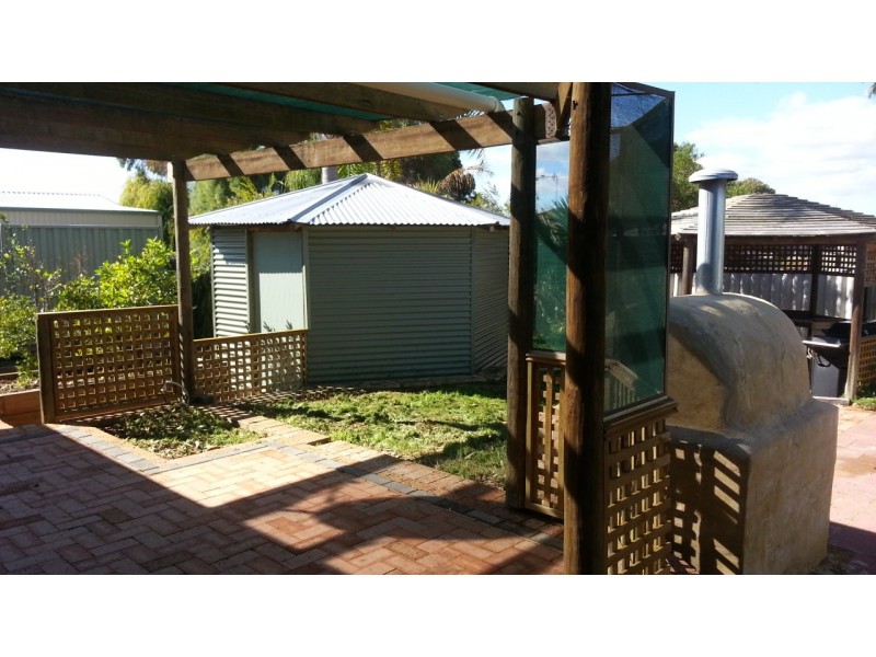 39 LESUEUR DRIVE, Jurien Bay WA 6516