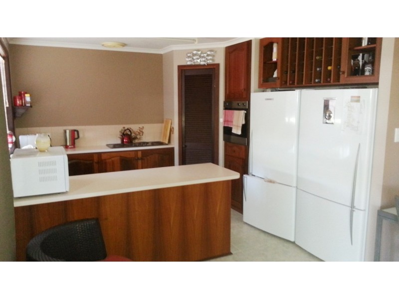 39 LESUEUR DRIVE, Jurien Bay WA 6516