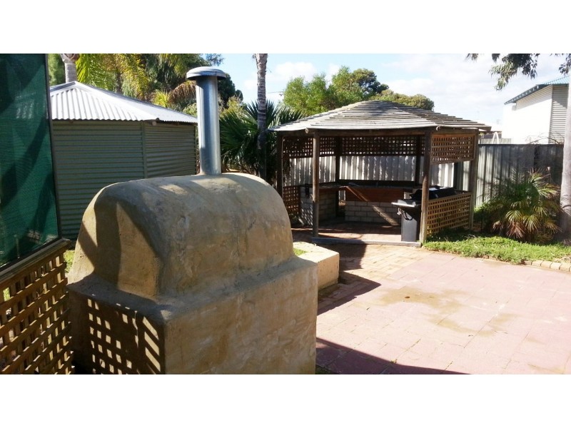 39 LESUEUR DRIVE, Jurien Bay WA 6516