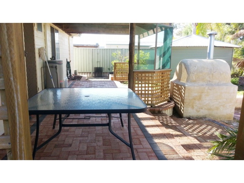 39 LESUEUR DRIVE, Jurien Bay WA 6516