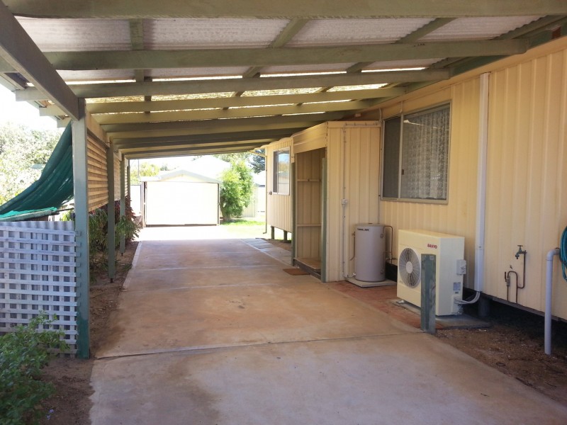 26 LESUEUR DRIVE, Jurien Bay WA 6516