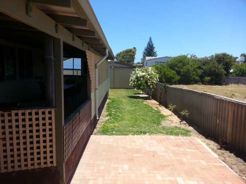 26 LESUEUR DRIVE, Jurien Bay WA 6516