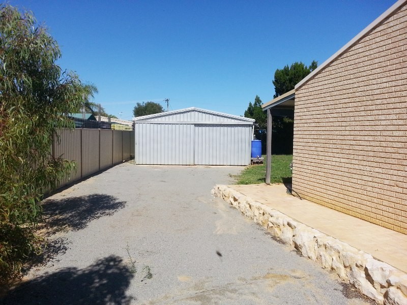 50 NAIRN STREET, Leeman WA 6514