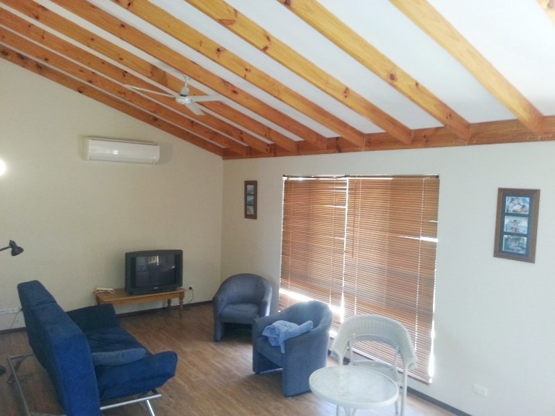 50 NAIRN STREET, Leeman WA 6514