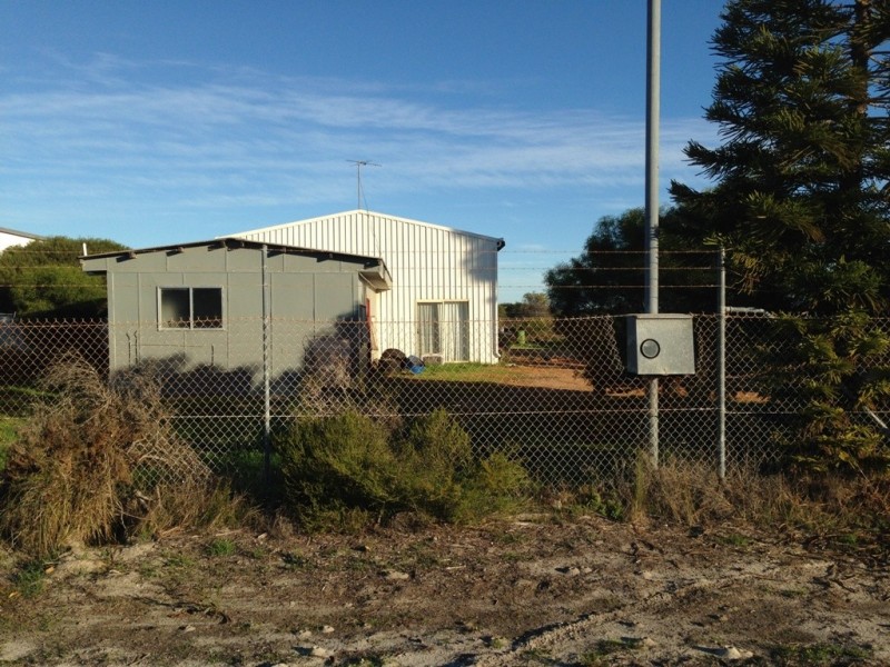 LOT 585 DHUFISH DRIVE, Leeman WA 6514