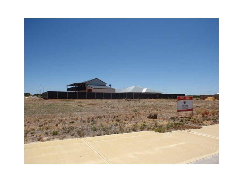 27 (Lot 748) MIDDLETON BOULEVARD, Jurien Bay WA 6516