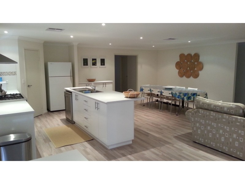 1 BETTONG AVENUE, Jurien Bay WA 6516