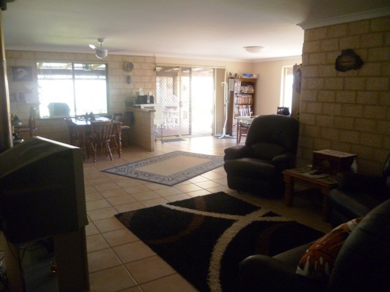 3 Croft Court, Green Head WA 6514