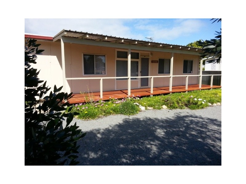 9 HAMERSLEY STREET, Jurien Bay WA 6516