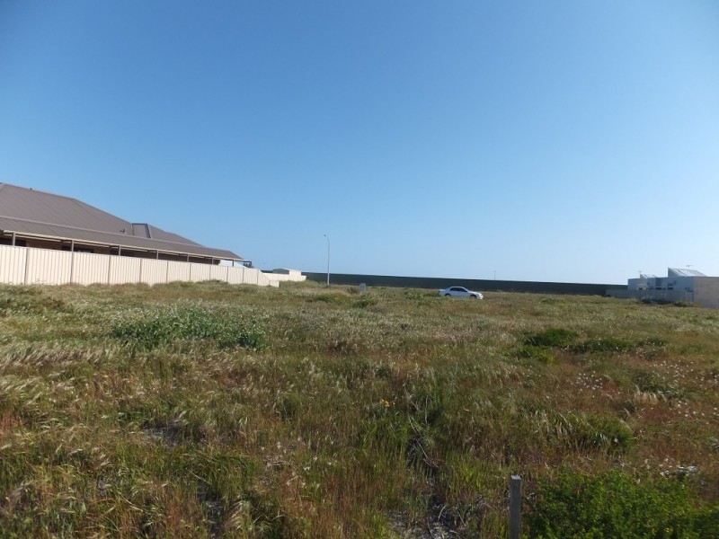 8 GREVILLEA WAY, Jurien Bay WA 6516