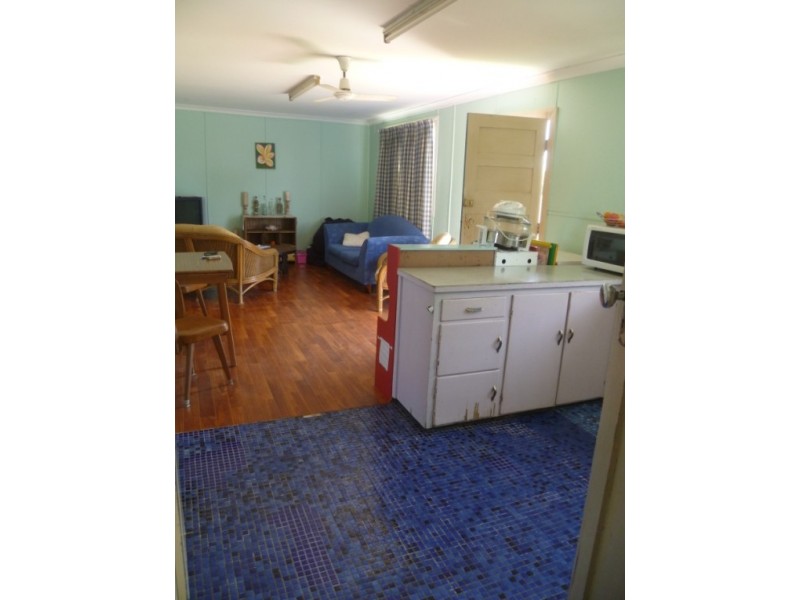 2 Read Street, Green Head WA 6514