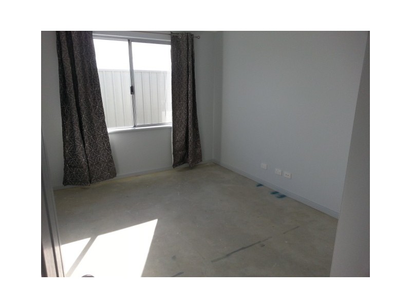 33 HAMELIN AVENUE, Jurien Bay WA 6516