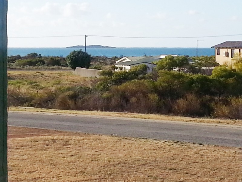 15 LINDSAY STREET, Jurien Bay WA 6516