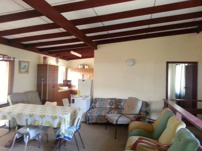 15 LINDSAY STREET, Jurien Bay WA 6516