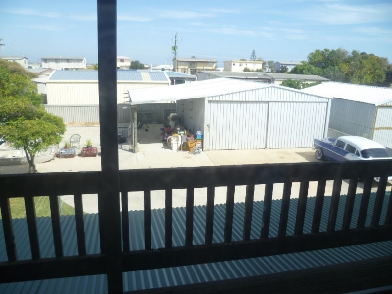 10 Battersby Rd, Green Head WA 6514