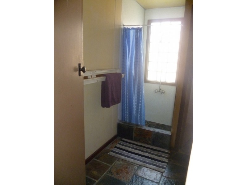 10 Battersby Rd, Green Head WA 6514