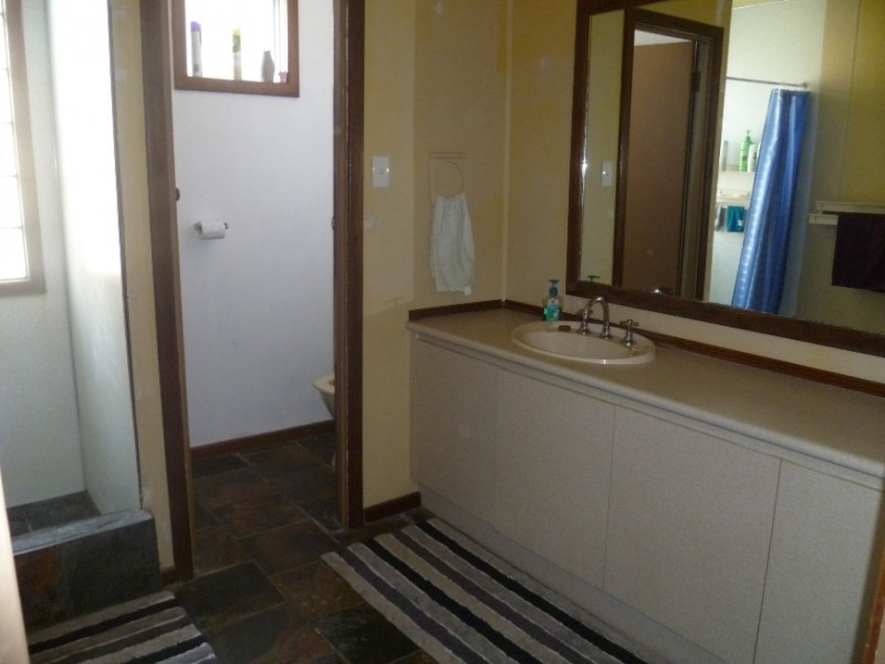 10 Battersby Rd, Green Head WA 6514